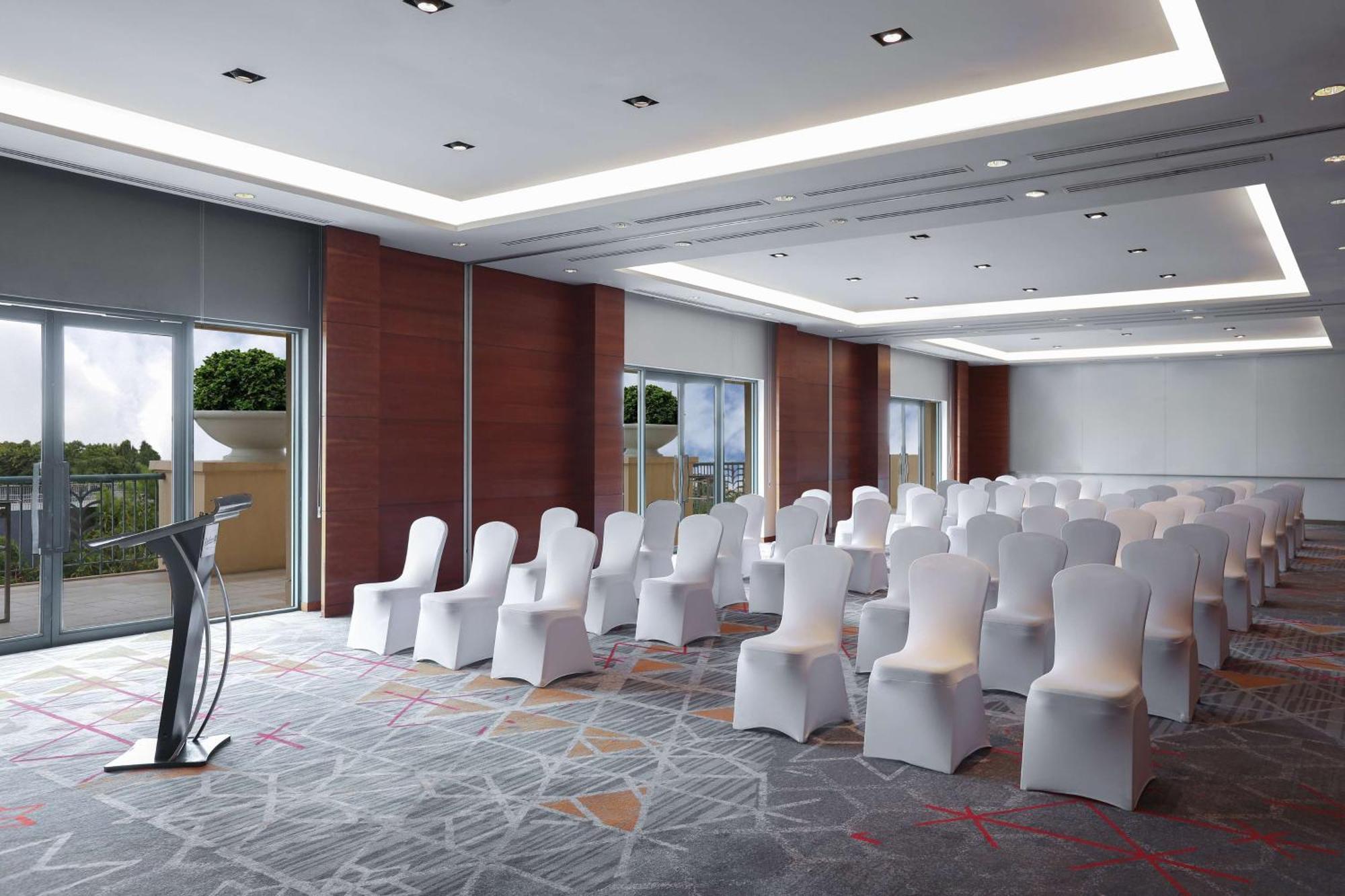 Hotel Radisson Blu Cebu Exteriér fotografie Meeting room