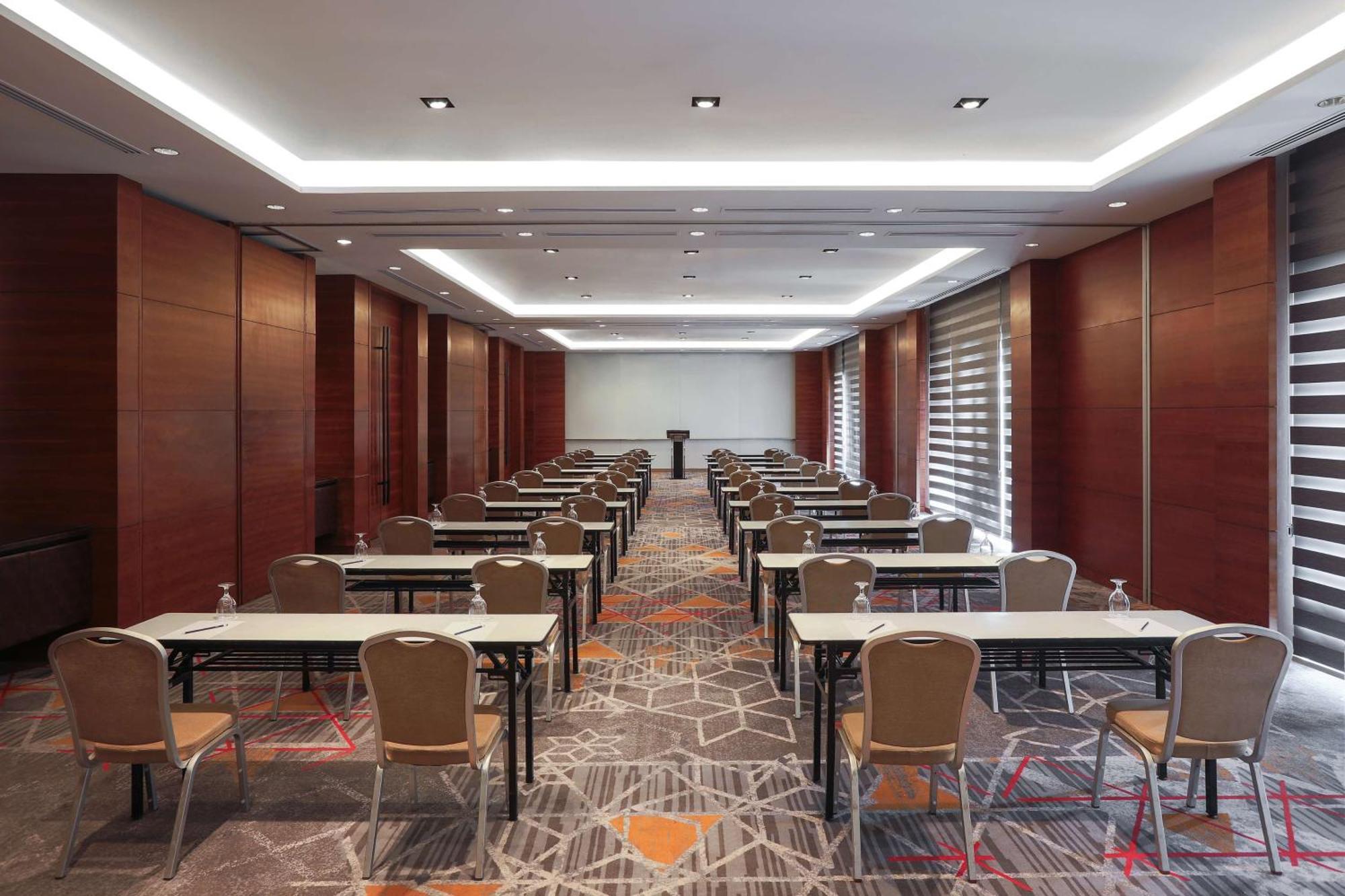 Hotel Radisson Blu Cebu Exteriér fotografie Meeting room