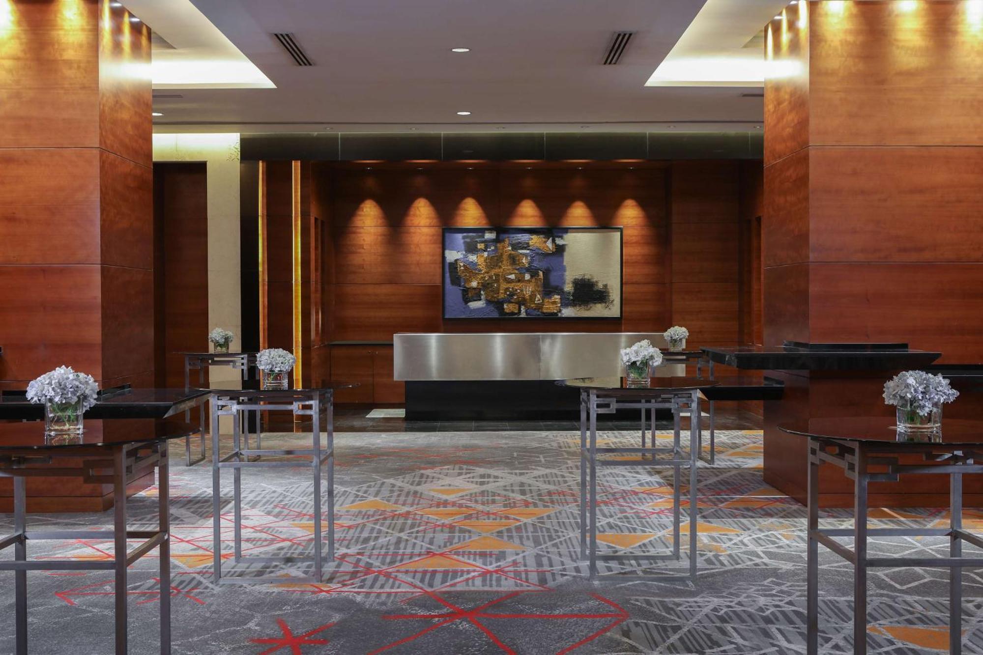 Hotel Radisson Blu Cebu Exteriér fotografie The lobby of the hotel